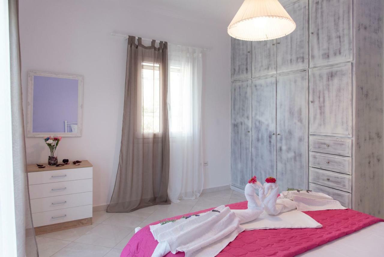 Villa Tonia Parasporos Buitenkant foto